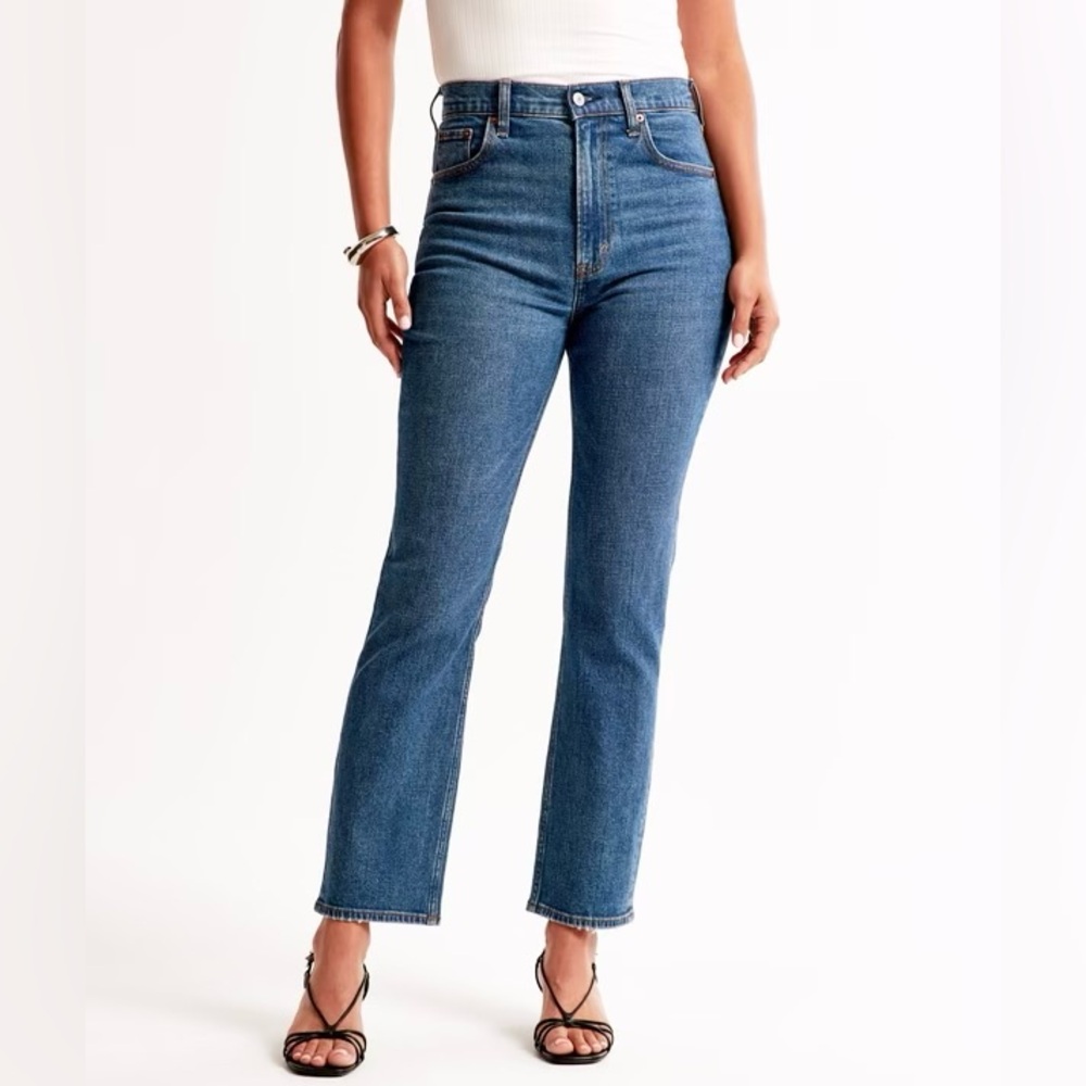 Abercrombie and fitch curve love ankle straight ultra high rise size 26/2‎